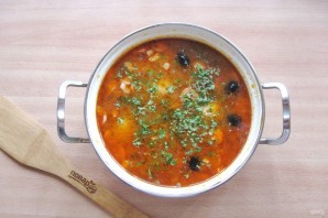 Солянка с фрикадельками