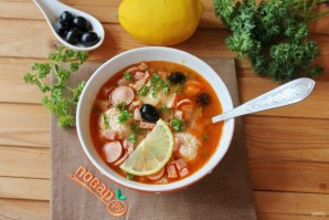 Солянка с фрикадельками