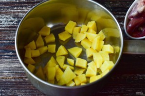 Суп с куриными сердечками и рисом