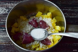 Суп с куриными сердечками и рисом