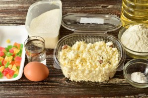 Сырники с цукатами Сырники с цукатами