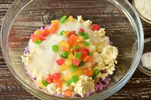 Сырники с цукатами Сырники с цукатами