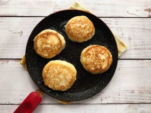 Сырники с кускусом Сырники с кускусом