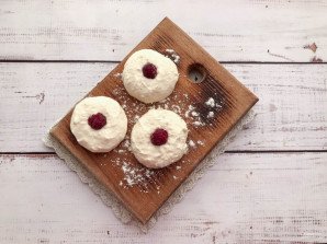 Сырники с малиной Сырники с малиной