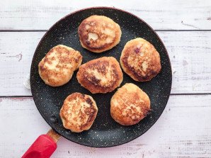 Сырники с малиной Сырники с малиной