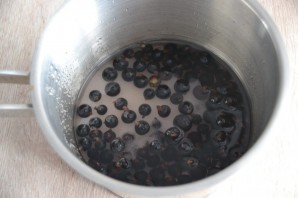 Торт с ягодами без выпечки