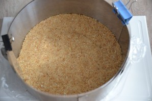 Торт с ягодами без выпечки