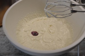 Торт с ягодами без выпечки