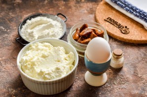 Творожная запеканка с финиками Творожная запеканка с финиками