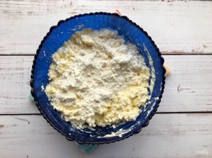 Творожная запеканка с помидорами