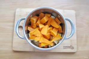 Тыквенный суп с мясом краба