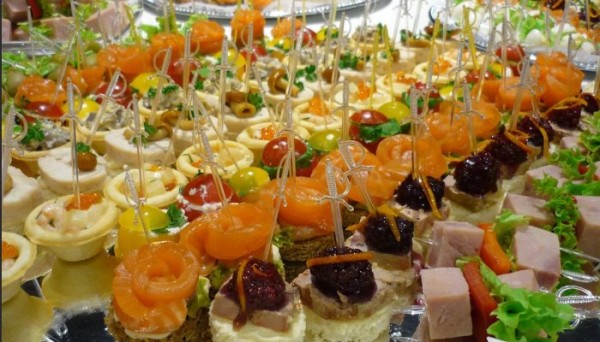 Вкусные закуски, рецепты на Новый Год 2021 — что приготовить новое и интересное на новогодний стол Вкусные закуски, рецепты на Новый Год 2021 — что приготовить новое и интересное на новогодний стол