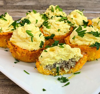 Закусочные морковные корзинки со шпротами