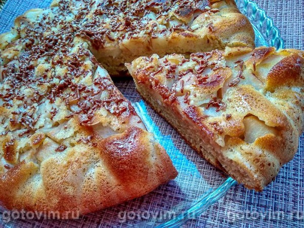 Заливной пирог с грушами на кефире Заливной пирог с грушами на кефире