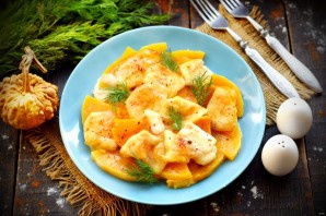 Запеченная тыква с брынзой