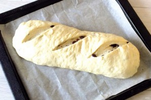 Батон с изюмом