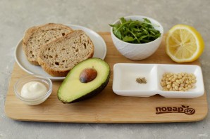 Бутерброд с авокадо