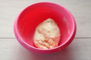 Дрожжевое тесто на манке