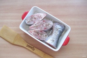 Форель в сметане в духовке