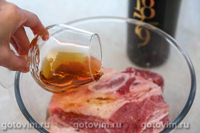 Говядина в мадере, запеченная в горшочке Говядина в мадере, запеченная в горшочке