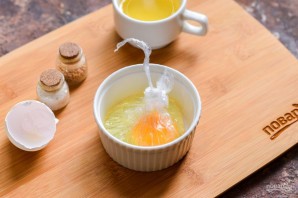 Яйцо пашот в пищевой пленке Яйцо пашот в пищевой пленке