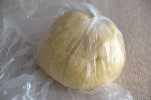 Киш с копченой курицей Киш с копченой курицей