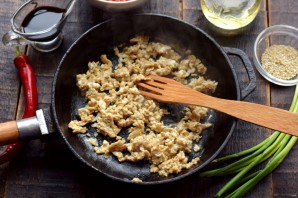 Китайский суп с яйцом