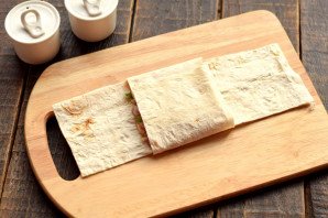 Конвертики из лаваша с мясом и сыром