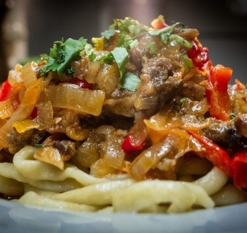 лагман с вытяжной лапшой лагман с вытяжной лапшой