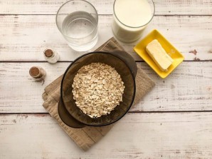 Молочный суп с овсяными хлопьями Молочный суп с овсяными хлопьями