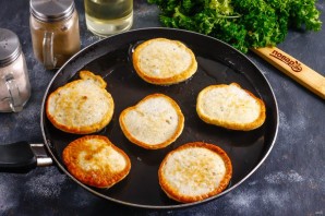 Оладьи из рыбных консервов