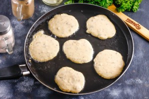 Оладьи из рыбных консервов