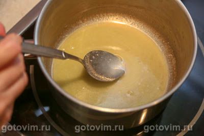 Отрывной тыквенный пирог с корицей и сладкой глазурь