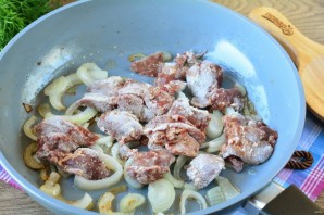 Печень куриная под сыром в духовке