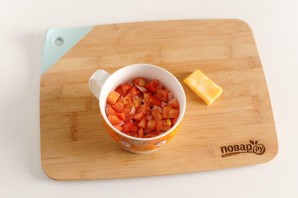 Пицца в кружке в микроволновке