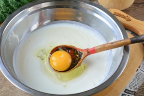 Пирог с сыром и зеленью на кефире