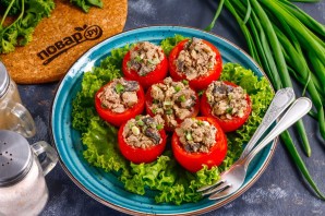 Помидоры фаршированные куриной печенью