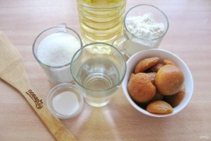 Постный абрикосовый пирог