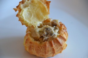 Профитроли с жульеном