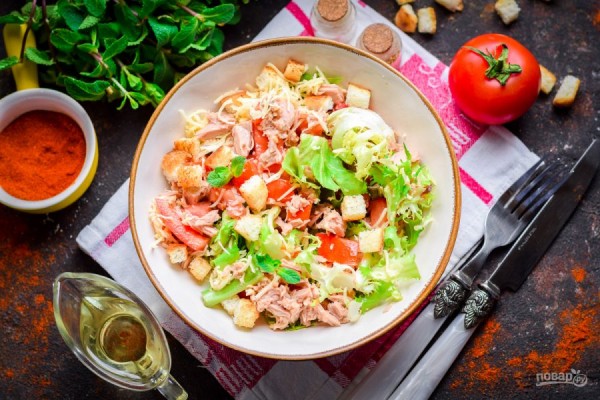 Ресторанная классика в домашних условиях! Топ рецептов салата «Цезарь» Ресторанная классика в домашних условиях! Топ рецептов салата «Цезарь»