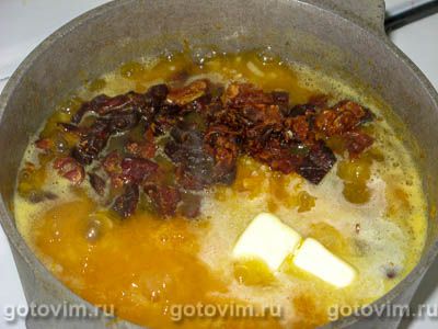 Рисовая каша с тыквой и финиками на воде Рисовая каша с тыквой и финиками на воде