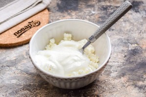 Рулет из лаваша с клубникой и творогом Рулет из лаваша с клубникой и творогом