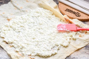 Рулет из лаваша с клубникой и творогом Рулет из лаваша с клубникой и творогом