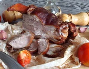 Рулька в луковой шелухе