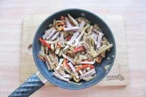 Салат из языка с баклажанами