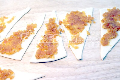 Слойки с курагой Слойки с курагой