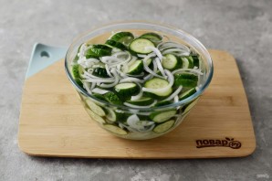 Соленые огурцы