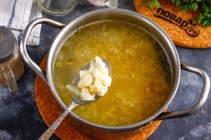 Суп с сыром косичка