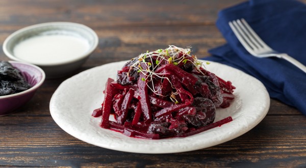 Свекла, тушеная с черносливом, пошаговый рецепт с фото Свекла, тушеная с черносливом, пошаговый рецепт с фото