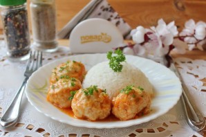 Тефтели в томатном соусе на сковороде